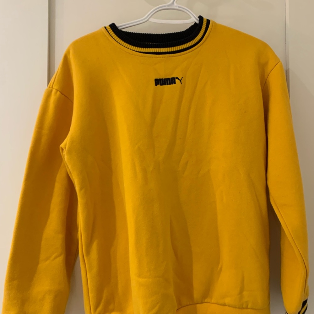 Puma Sweatshirt, lightly worn